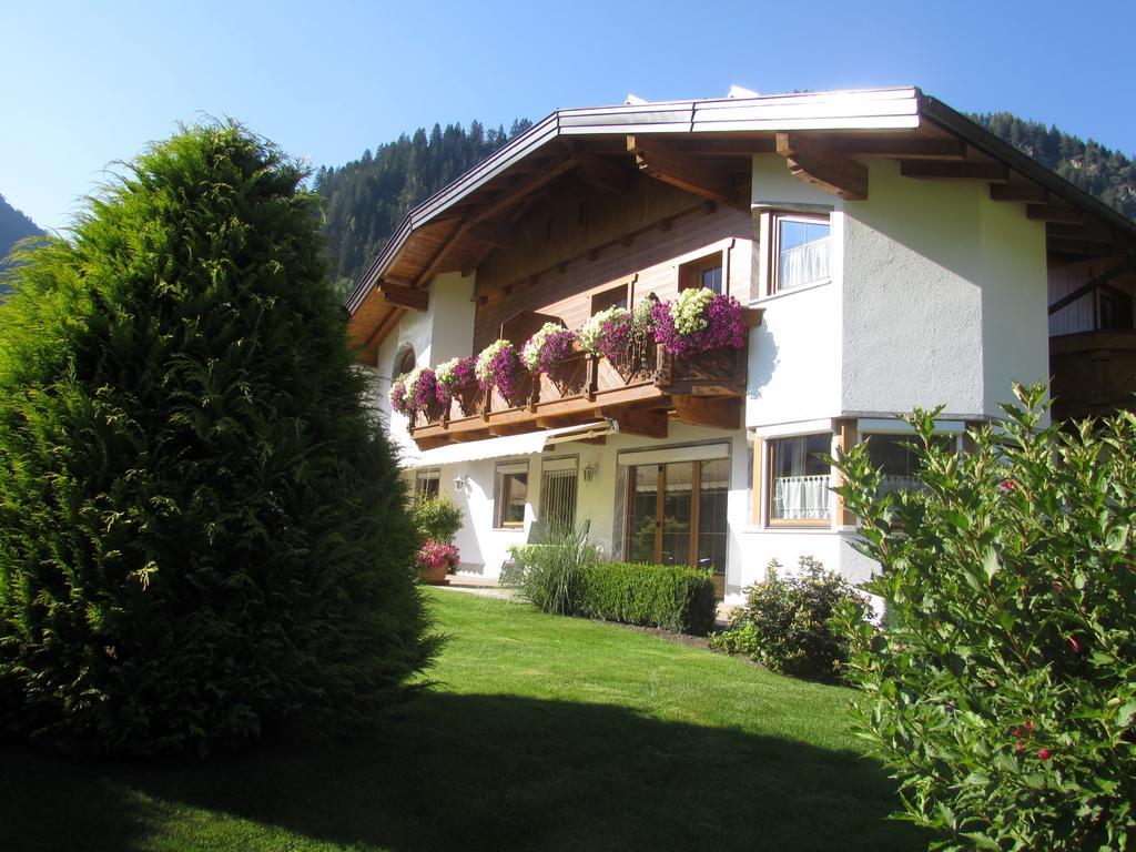 Apartamento Haus Egger Neustift im Stubaital Exterior foto