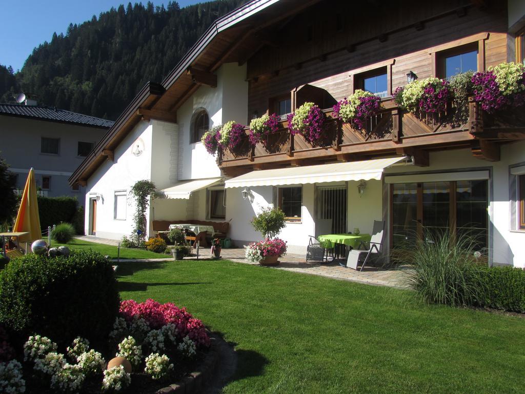 Apartamento Haus Egger Neustift im Stubaital Habitación foto