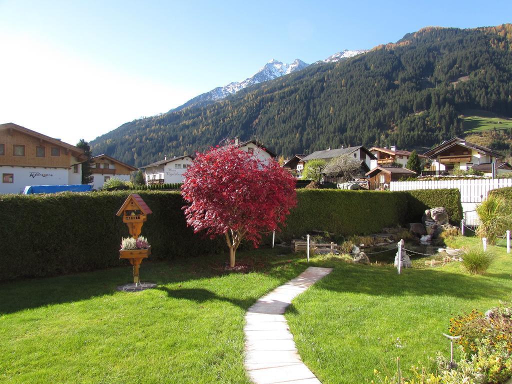 Apartamento Haus Egger Neustift im Stubaital Habitación foto